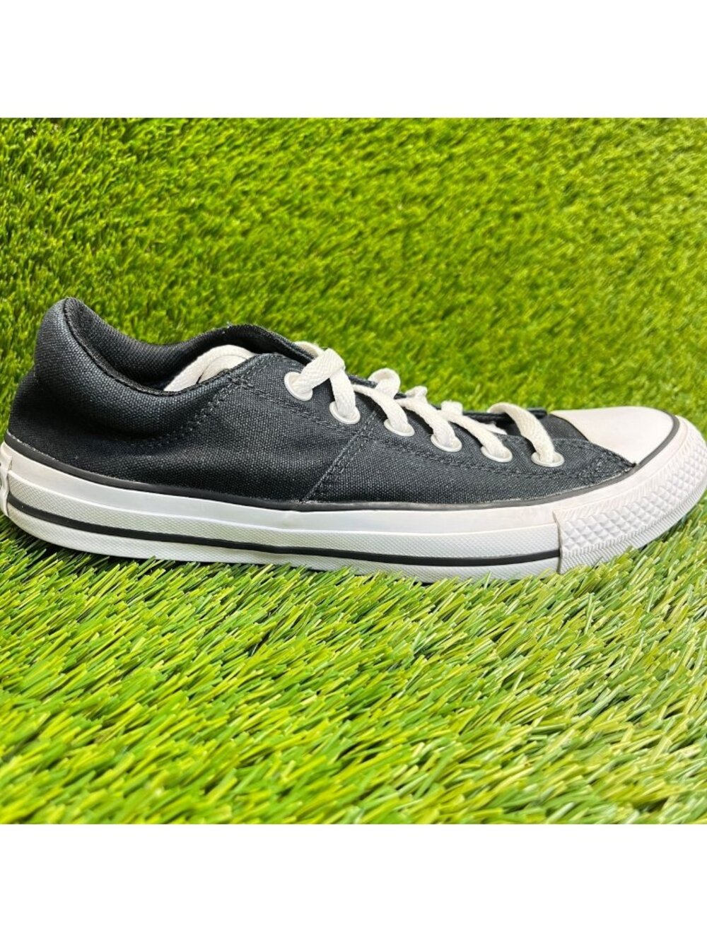 Converse Chuck Taylor All Star Low Womens Size 8 Black Athletic Shoes Sneakers